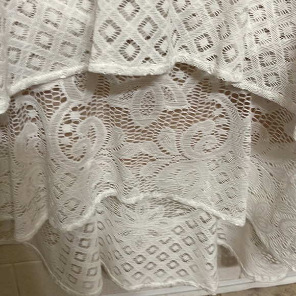 Thalia Sodi White Tiered and Lace Skirt with Beige Lining- Size S- elegant - Picture 4 of 9